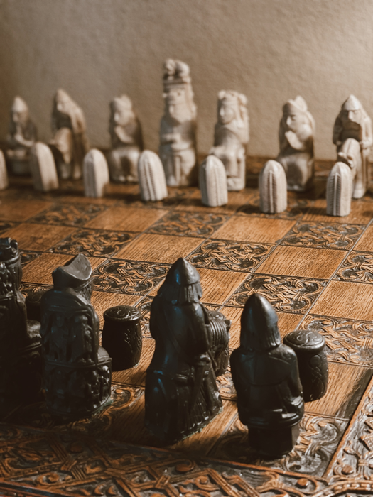 Сицилианская защита в шахматах за белых - вариант Найдорфа