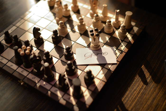 Реальные шахматы - за деревянной доской